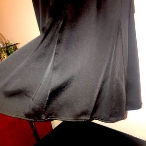 Ann Taylor size 12 fully lined satin type skirt with flounce hem.